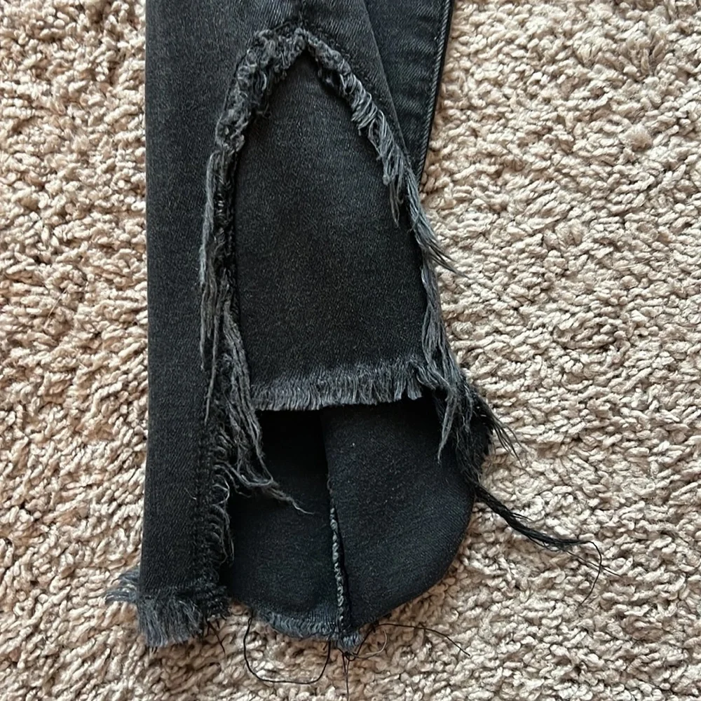 Jeans - Picture 2 of 5